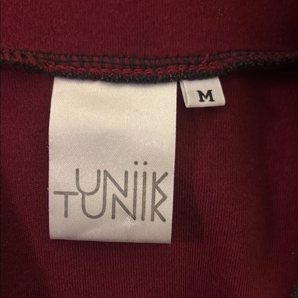 Unik Tunik Red and Black Knee-Length Cowl Neck Dress Size Medium - Picture 2 of 3